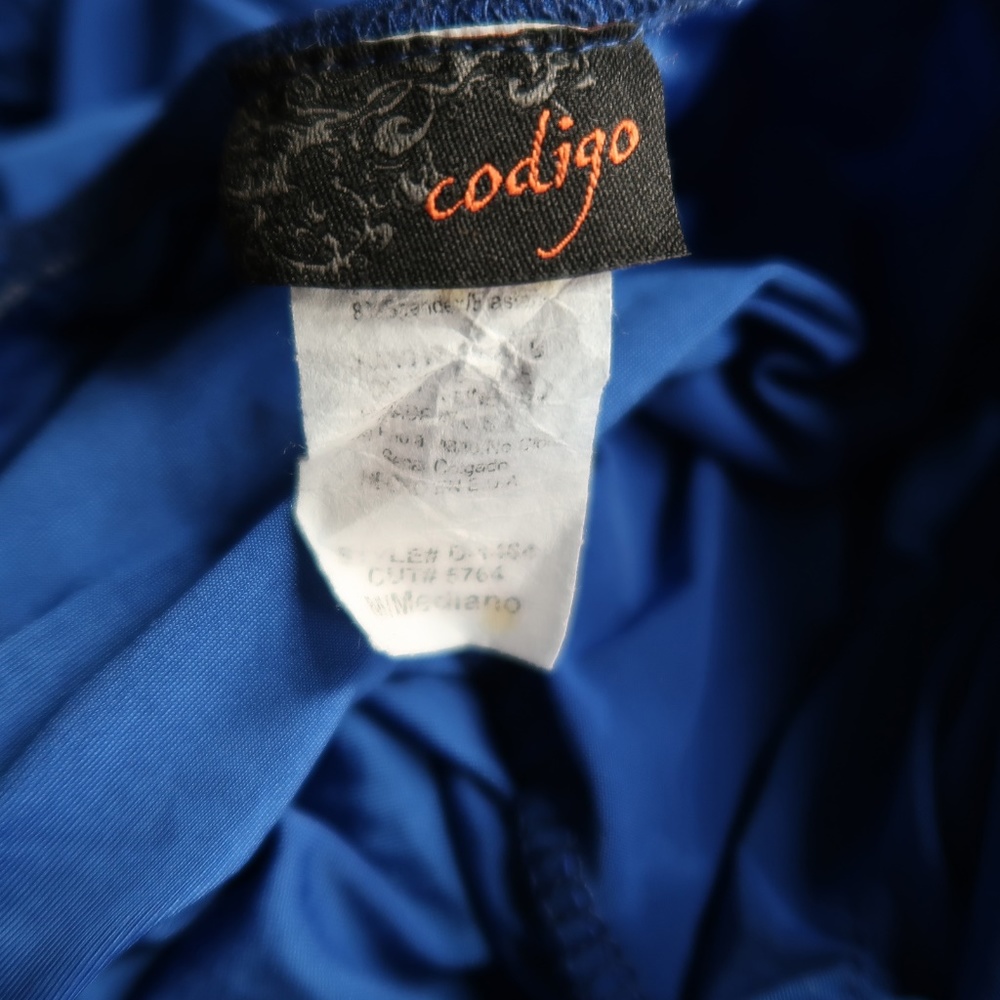 SOLD | Codigo | Blue bodycon mini dress - Picture 6 of 7